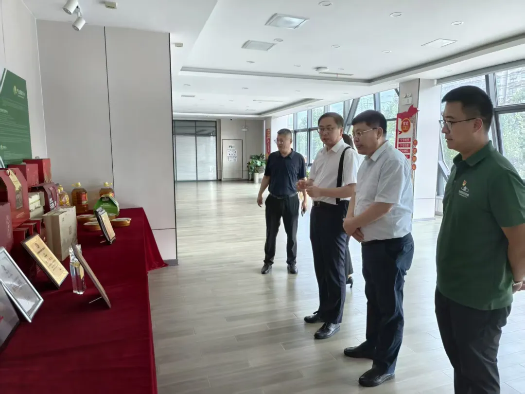 历下区科协赴山东金德利餐饮集团开展专题调研